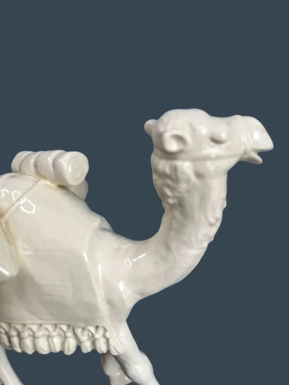 Vintage White Goebel Hummel Nativity Camel TMK2 Full Bee Germany 1950s 8.25